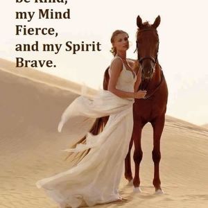 Meet your Posher, Claudia